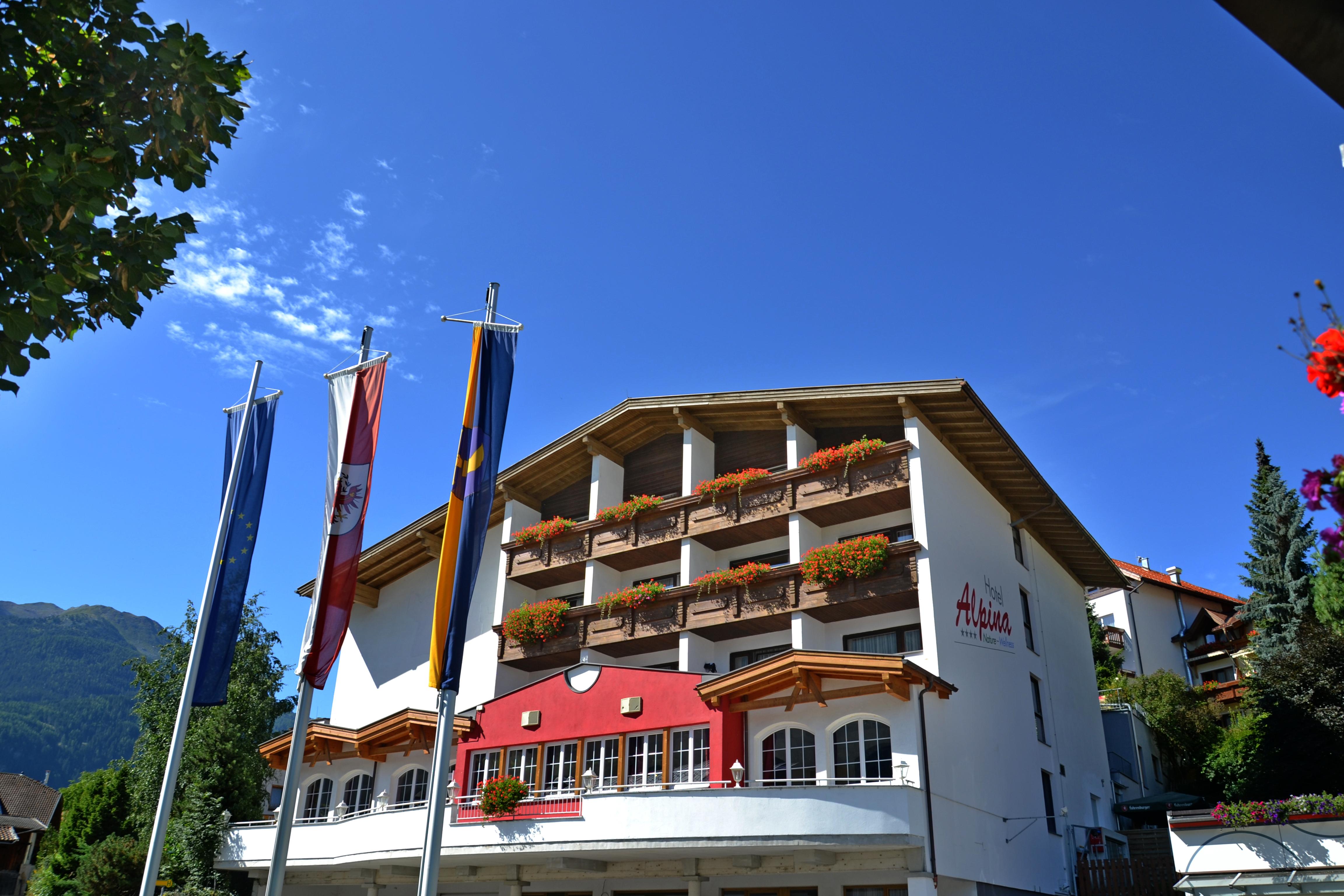 Hotel Alpina Nature-Wellness Wenns Exteriör bild