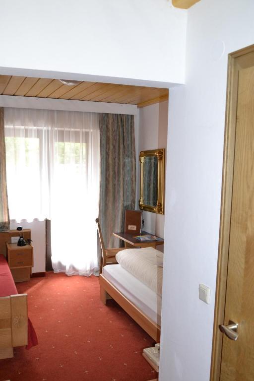 Hotel Alpina Nature-Wellness Wenns Rum bild