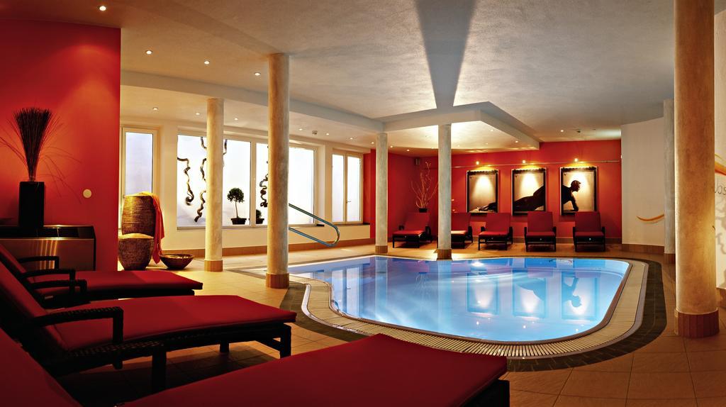 Hotel Alpina Nature-Wellness Wenns Exteriör bild