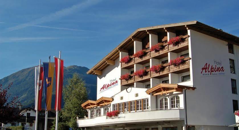 Hotel Alpina Nature-Wellness Wenns Exteriör bild